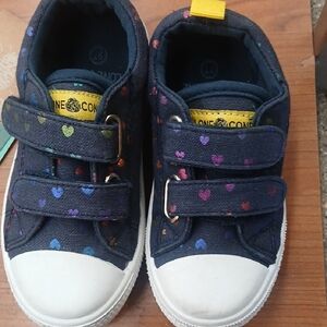 Kids' Heart Pattern Sneakers
